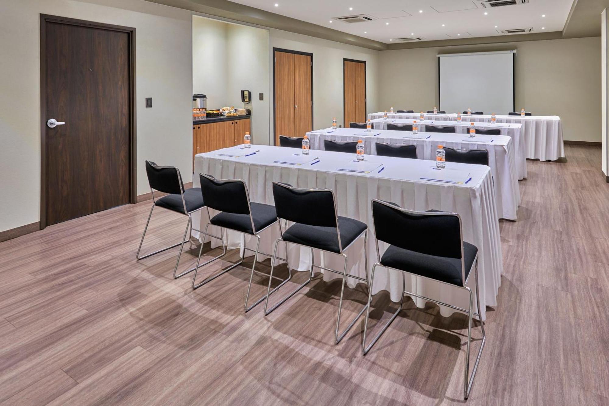 City Express By Marriott Caborca Heroica Caborca Exterior foto